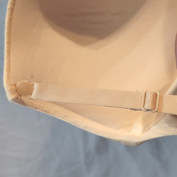 Women's Size 36D Unbranded Cream Padded Pushup Bra with Underwire - Picture 11 of 11